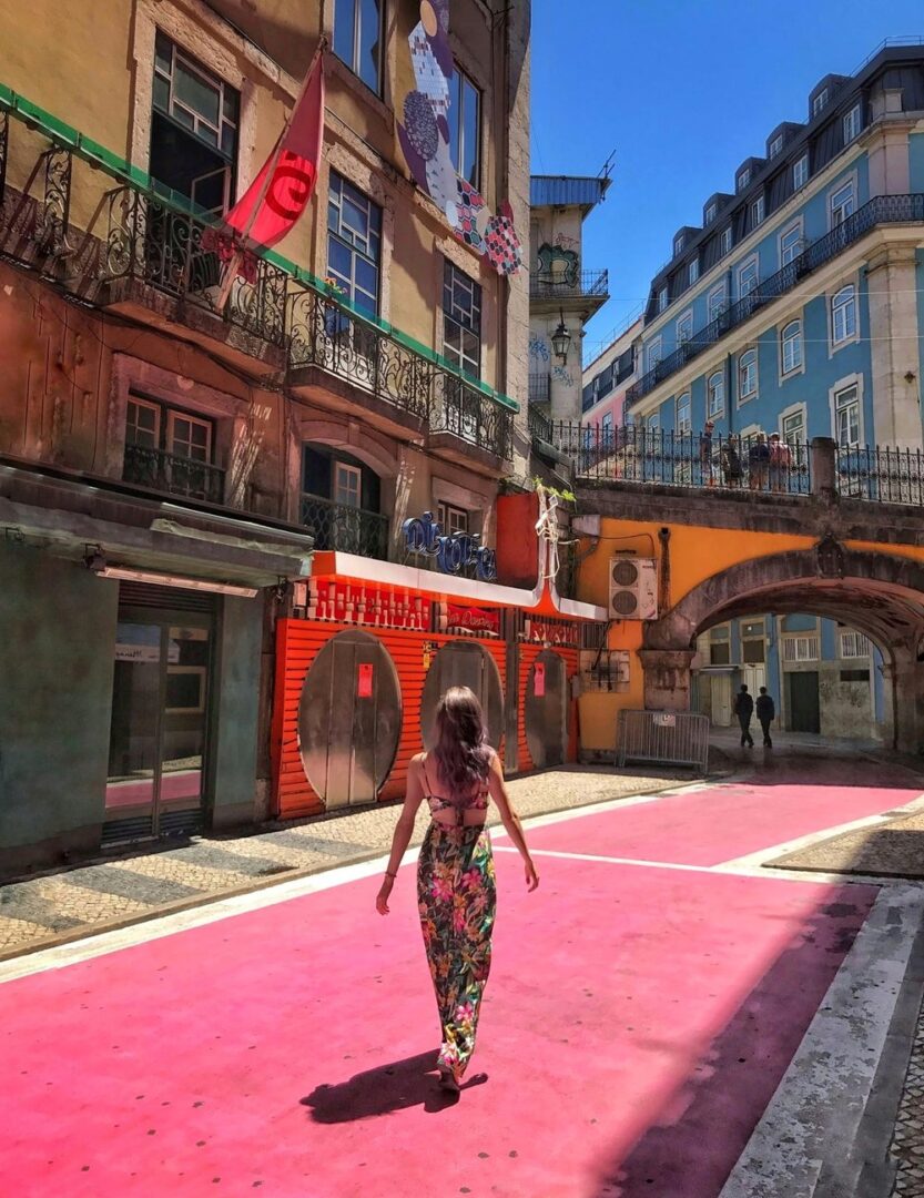 A stroll on Lisbon's pink street