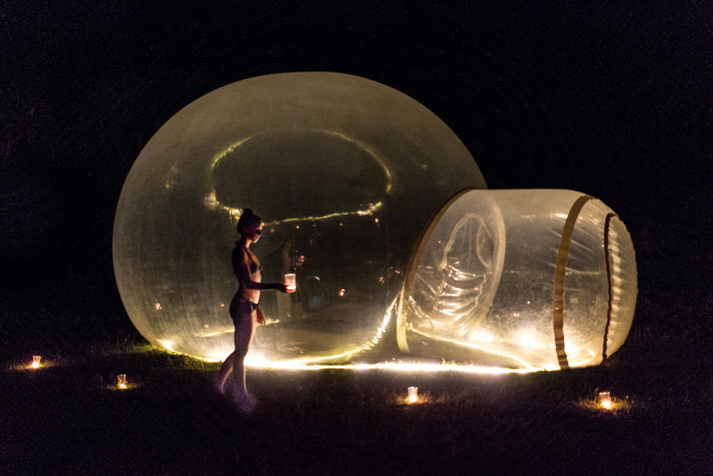 Night time at the bubble hotel 