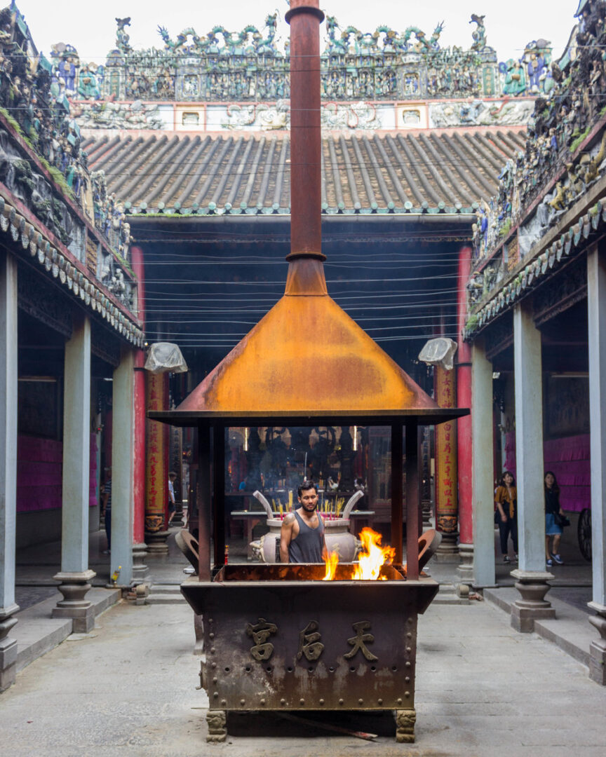 The Nghia An Hoi Quan Temple