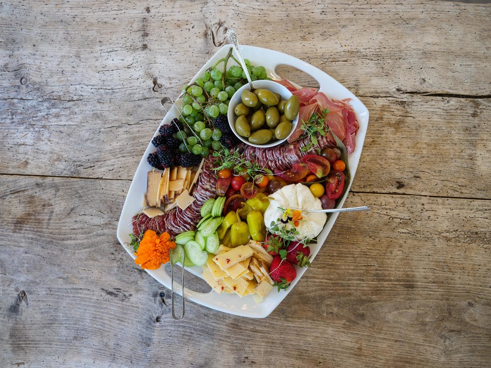 A charcuterie board during apres ski